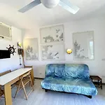 Punta Est - Mono Scirocco 300m Dal Mare Apartmán *